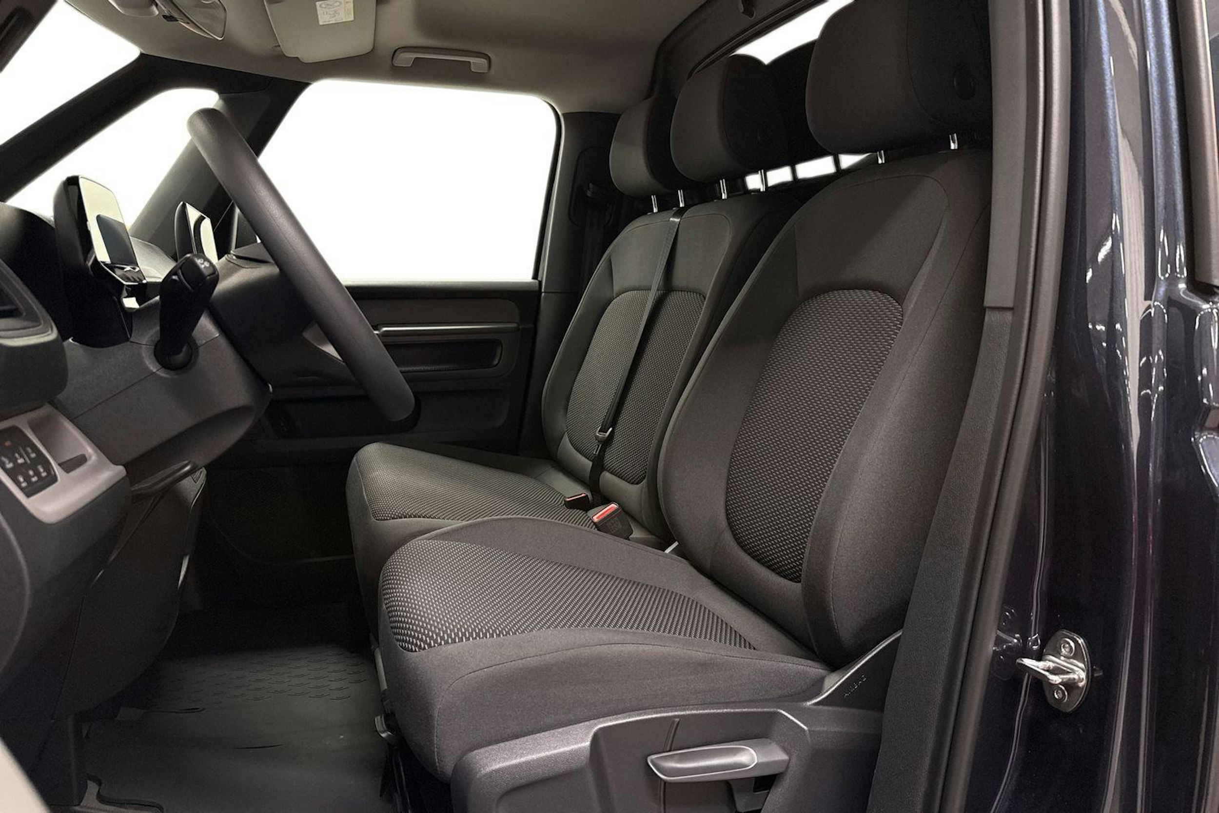 met. sininen Volkswagen ID. Buzz Cargo 2026 kuva 8.