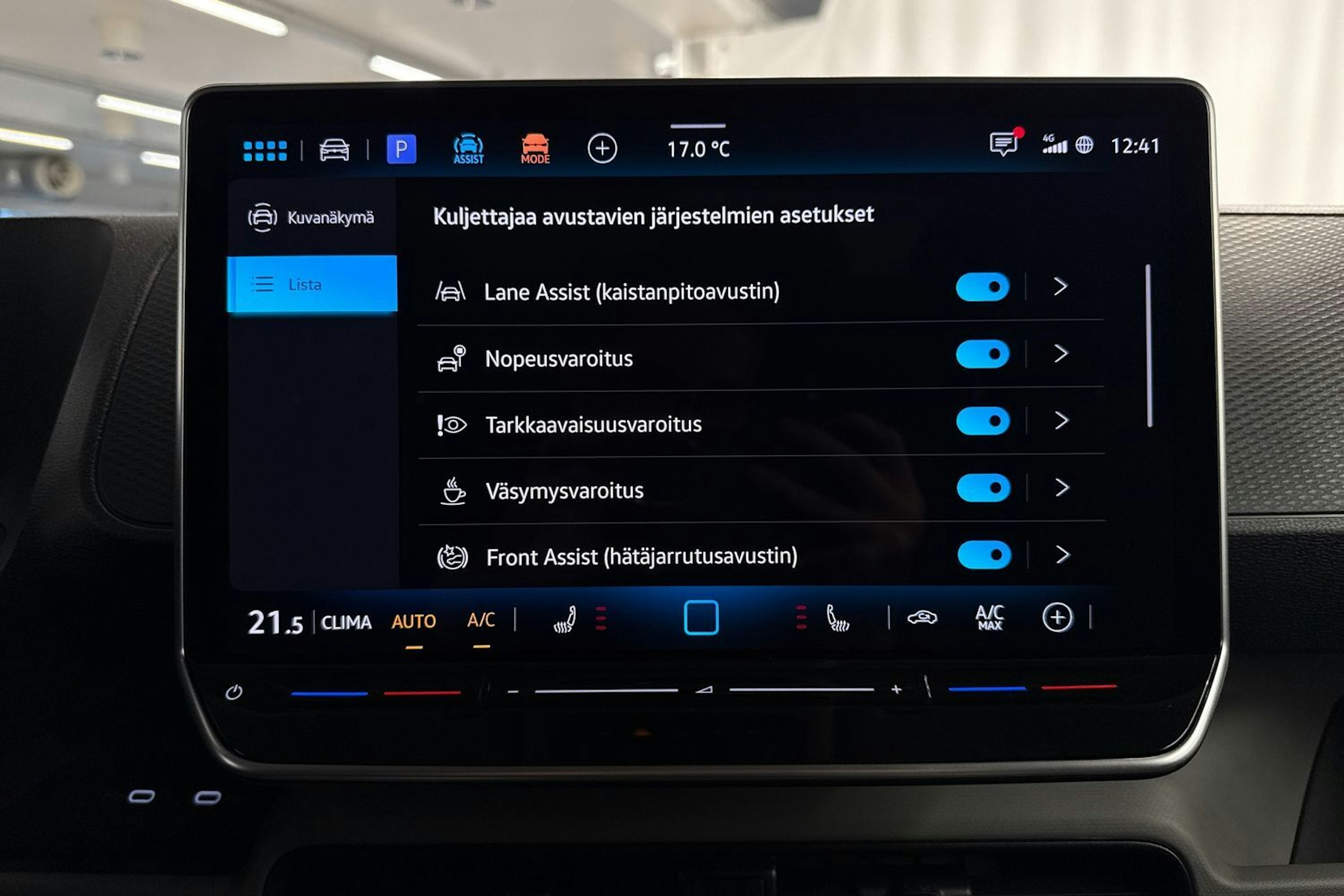 met. sininen Volkswagen ID. Buzz Cargo 2026 kuva 18.