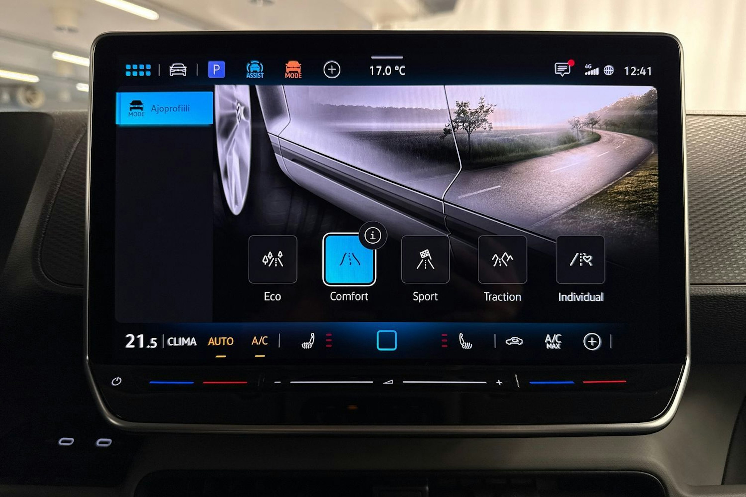 met. sininen Volkswagen ID. Buzz Cargo 2026 kuva 20.