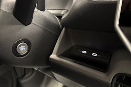 met. sininen Volkswagen ID. Buzz Cargo 2026 kuva 22.