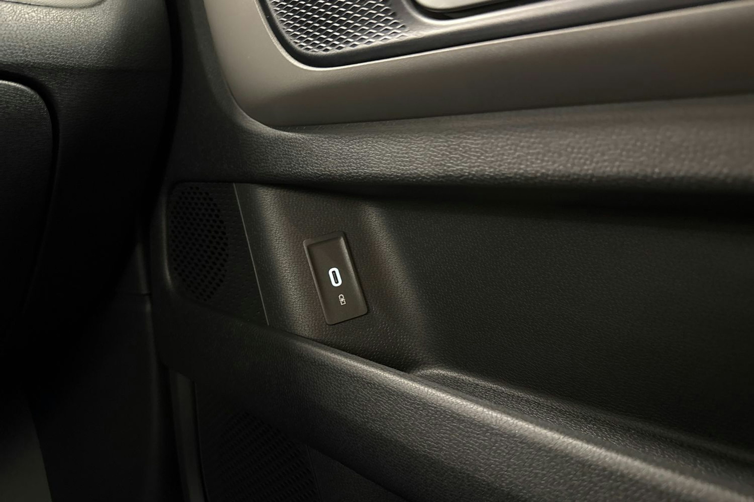 met. sininen Volkswagen ID. Buzz Cargo 2026 kuva 23.