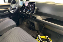 met. musta Volkswagen ID. Buzz Cargo 2026 kuva 7.