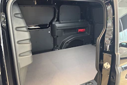 met. musta Volkswagen ID. Buzz Cargo 2026 kuva 10.