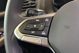 valkoinen Volkswagen ID. Buzz Cargo 2026 kuva 15.