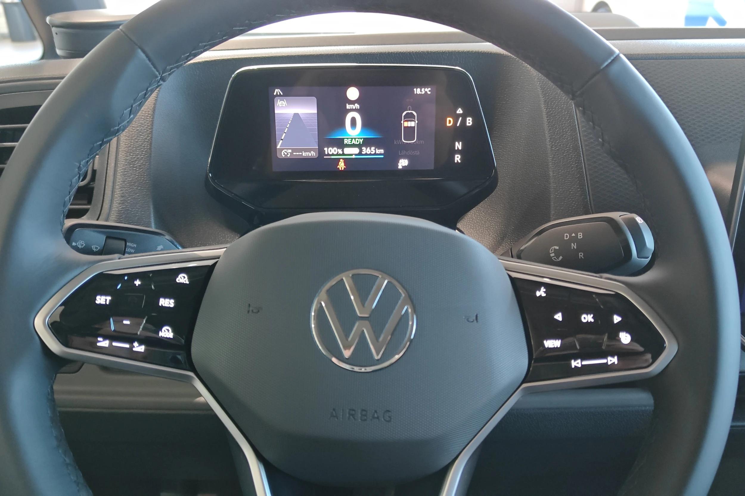 musta Volkswagen ID. Buzz Cargo 2026 kuva 19.