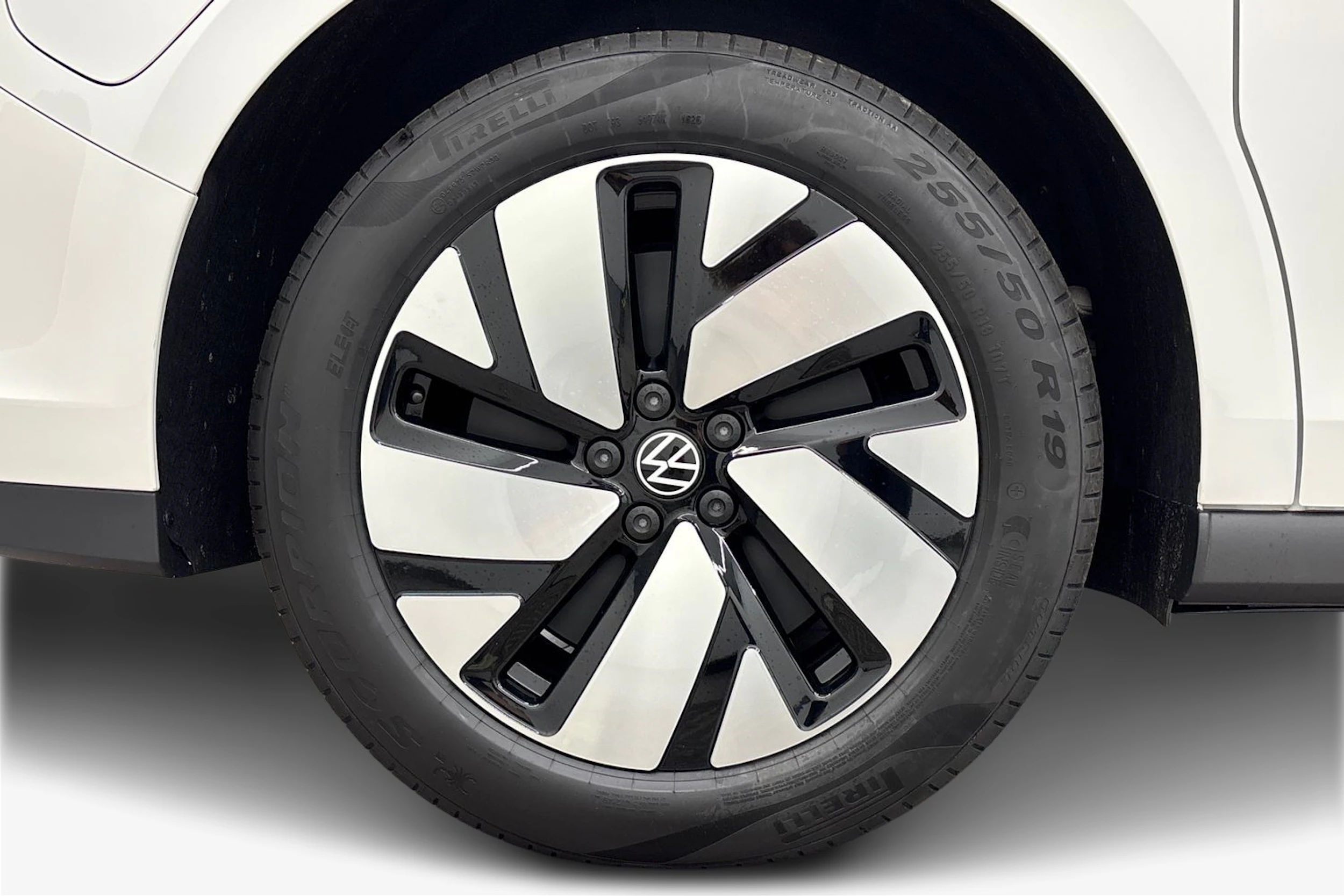 valkoinen Volkswagen ID. Buzz Cargo 2026 kuva 9.