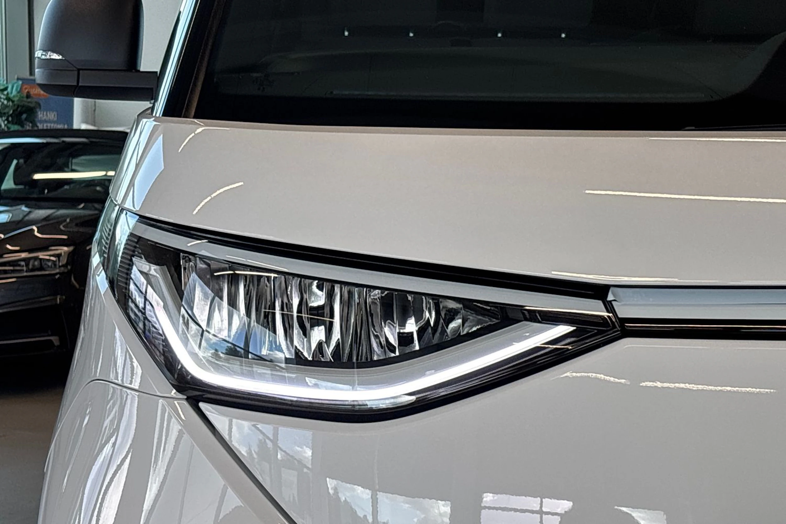 valkoinen Volkswagen ID. Buzz Cargo 2026 kuva 13.