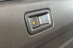 valkoinen Volkswagen ID. Buzz Cargo 2026 kuva 18.