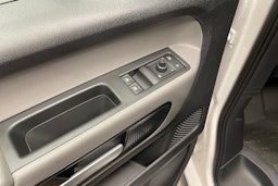 valkoinen Volkswagen ID. Buzz Cargo 2026 kuva 10.