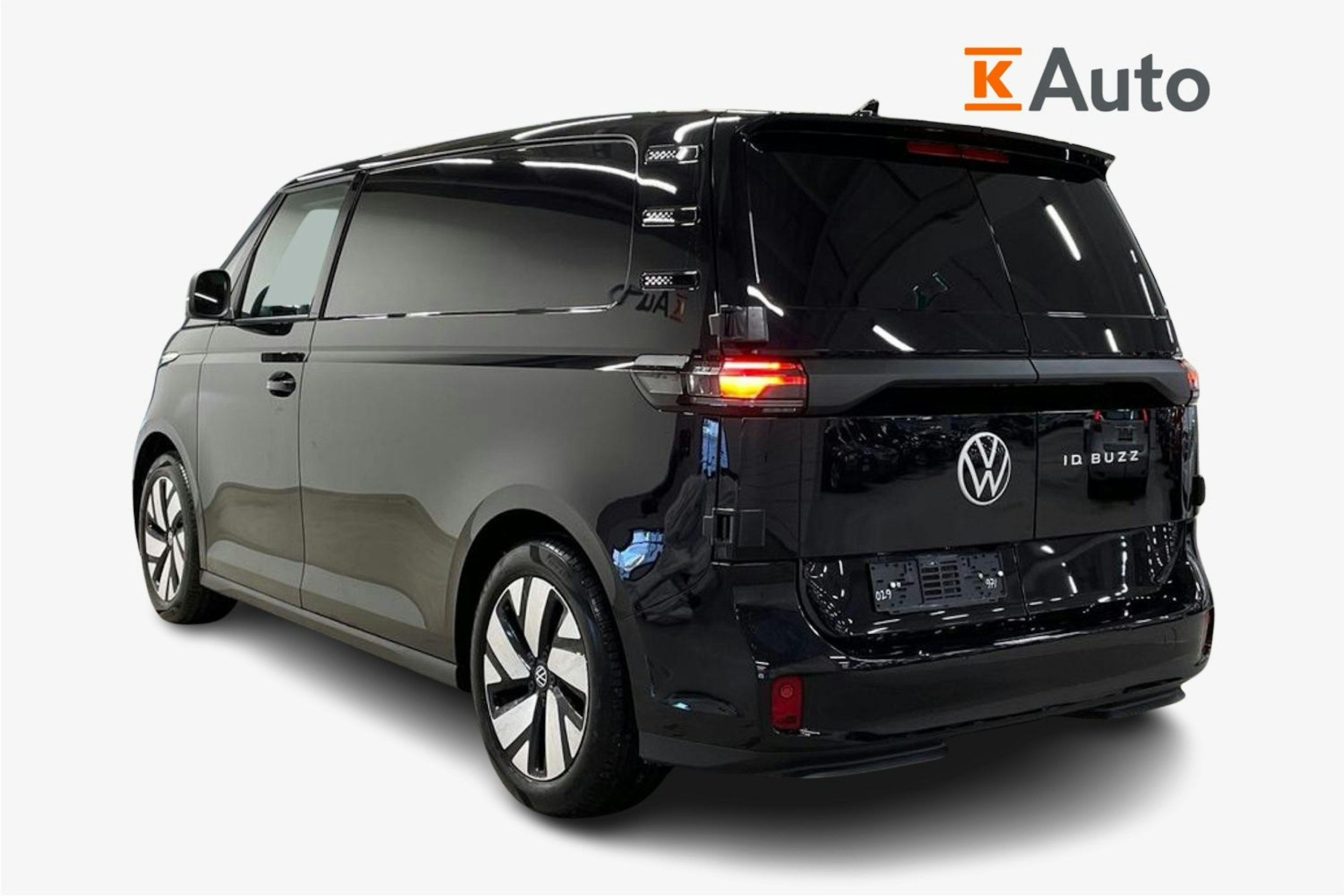 met. musta Volkswagen ID. Buzz Cargo 2026 kuva 3.