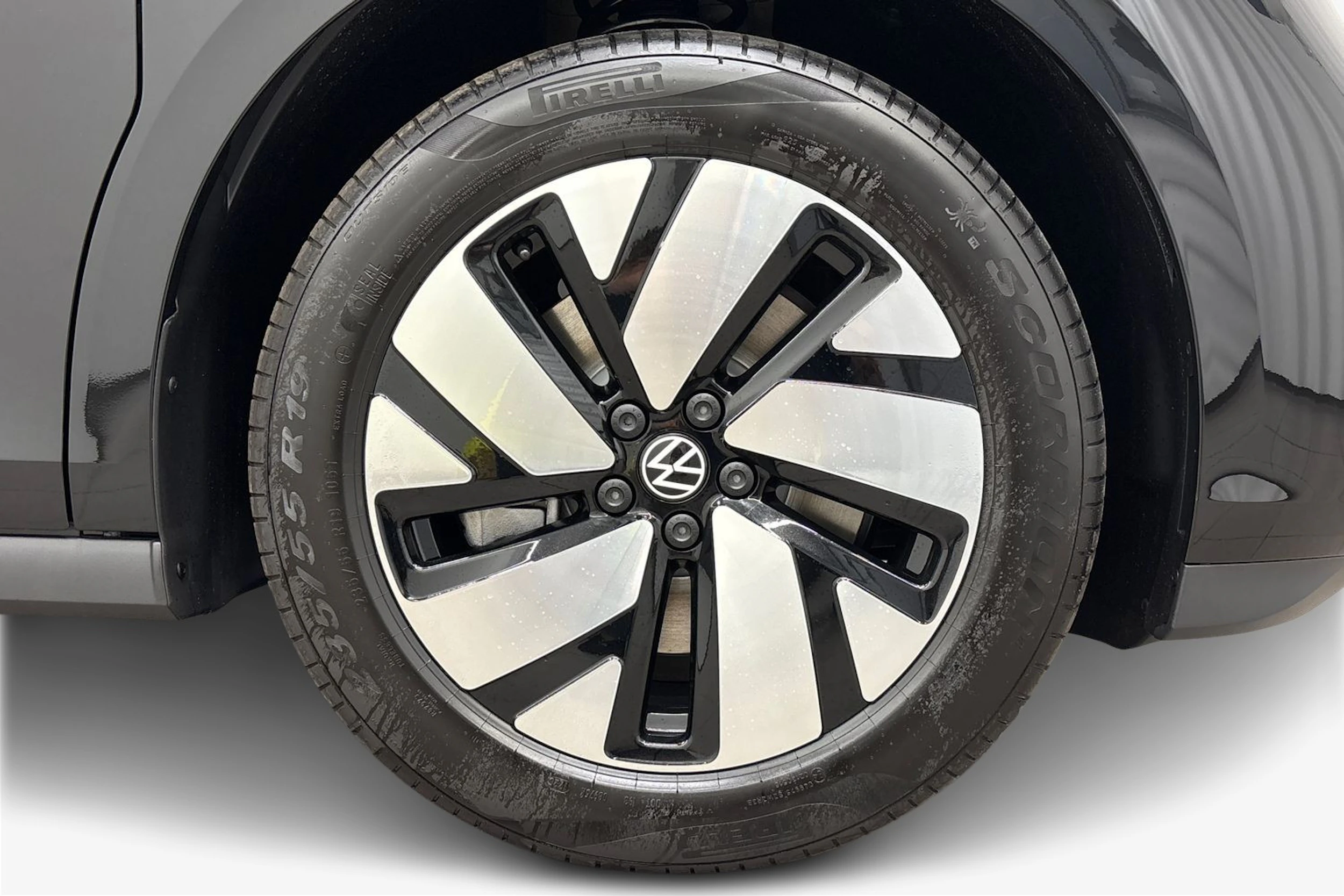 met. musta Volkswagen ID. Buzz Cargo 2026 kuva 12.