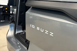 harmaa Volkswagen ID. Buzz Cargo 2027 kuva 11.