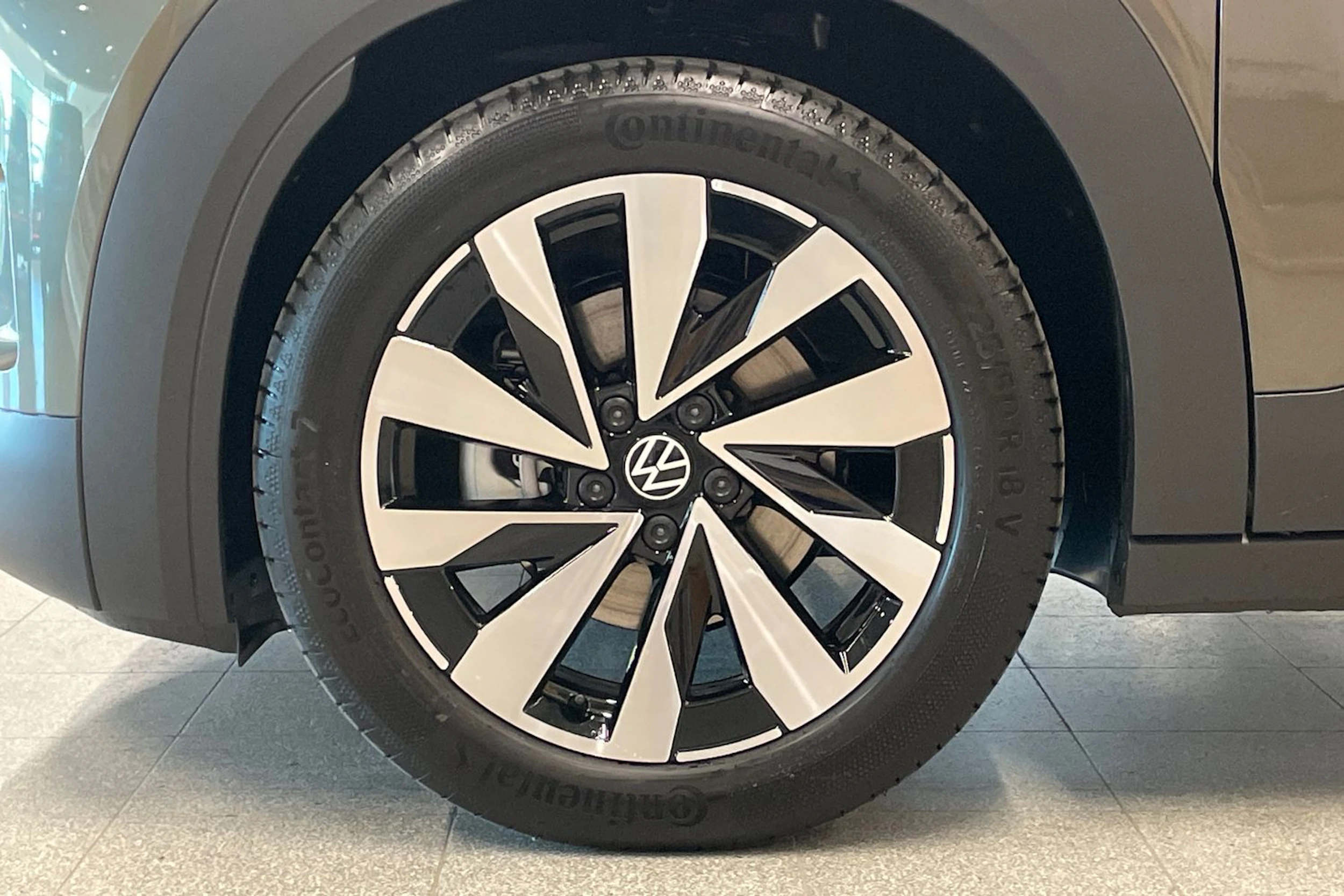 vihreä Volkswagen ID. Cross 2026 kuva 10.