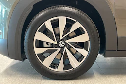 vihreä Volkswagen ID. Cross 2026 kuva 10.