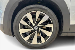 harmaa Volkswagen ID. Cross 2026 kuva 9.