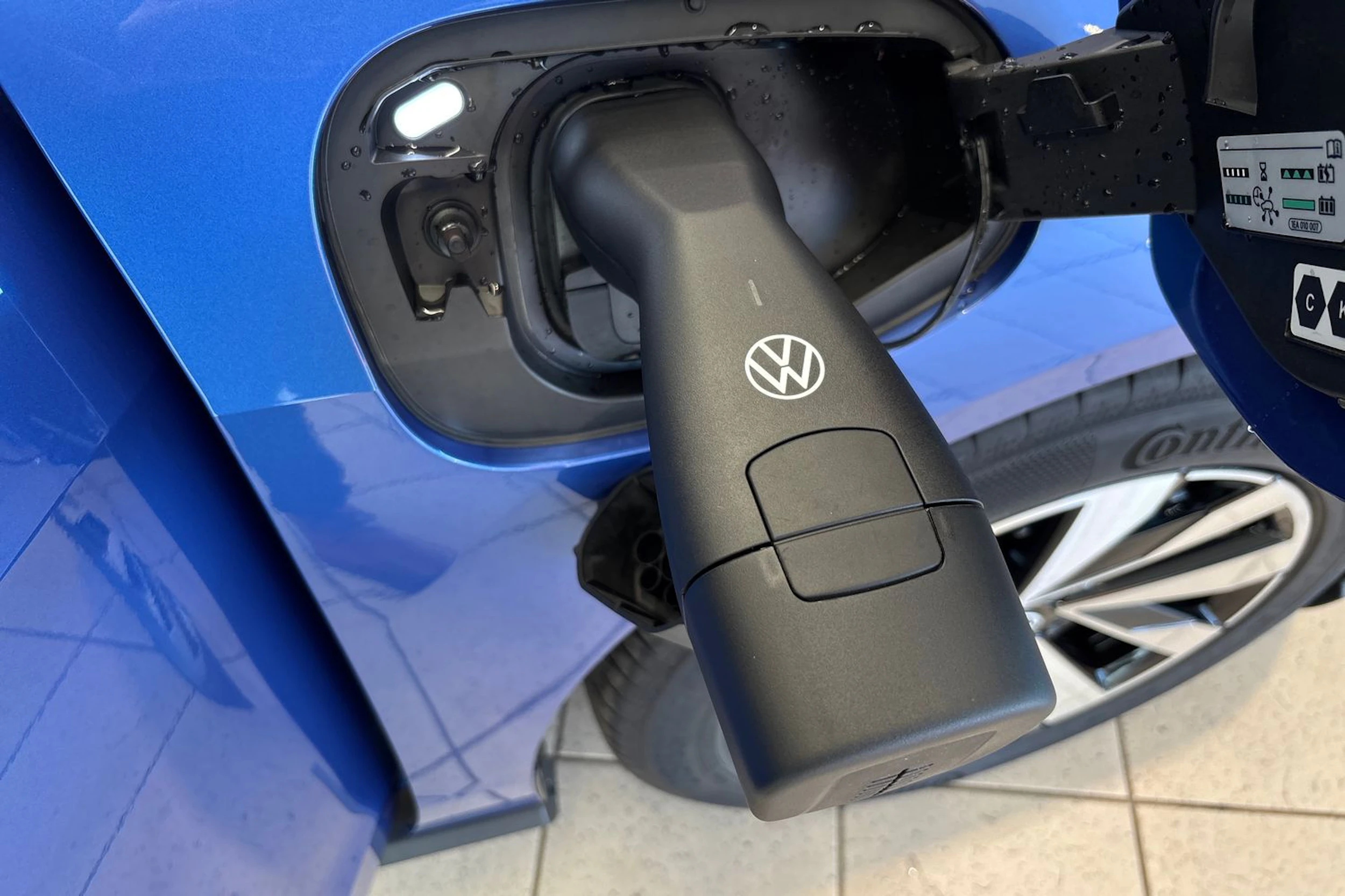 sininen Volkswagen ID. Polo 2026 kuva 18.