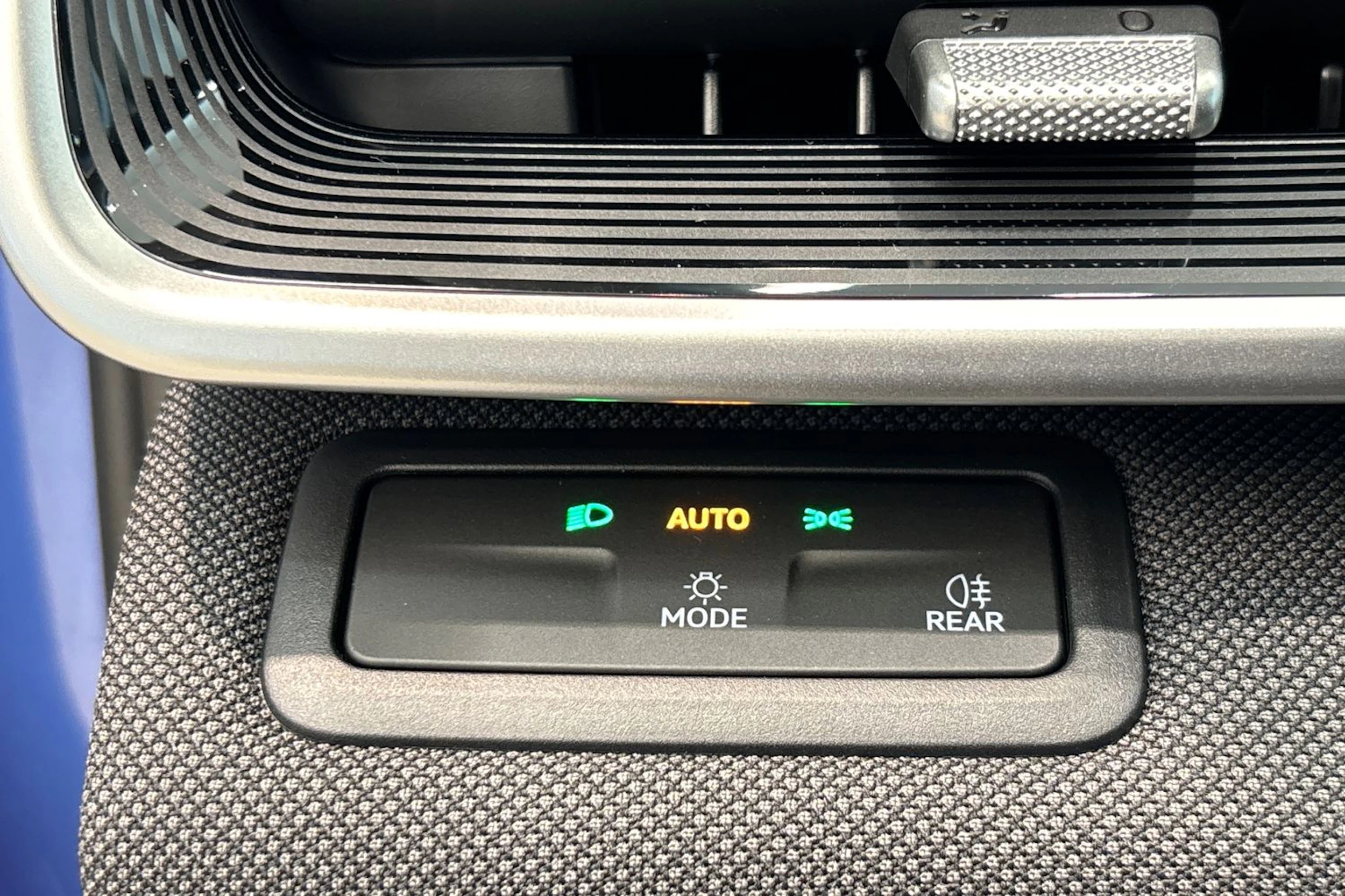 sininen Volkswagen ID. Polo 2026 kuva 22.