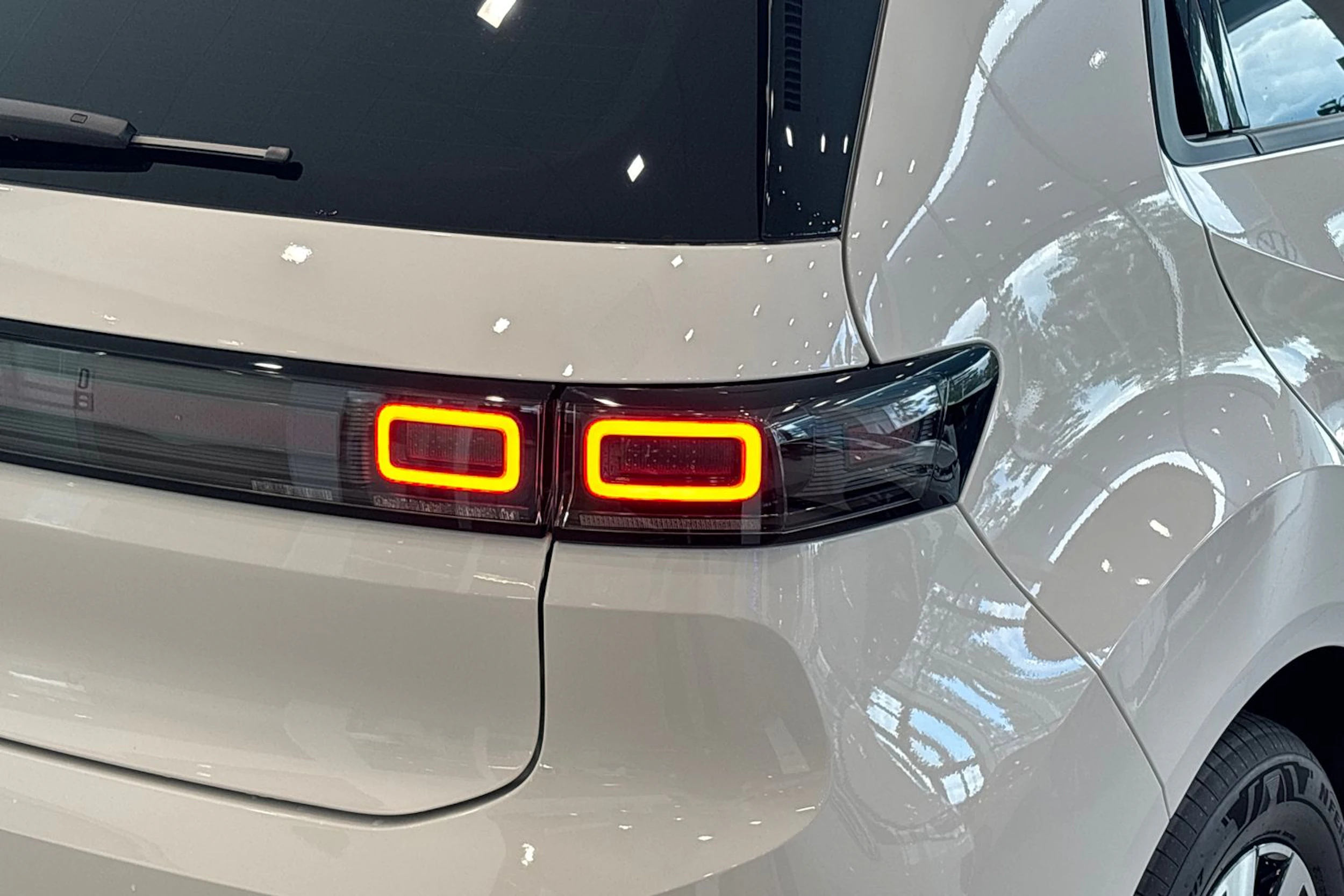 valkoinen Volkswagen ID. Polo 2026 kuva 12.