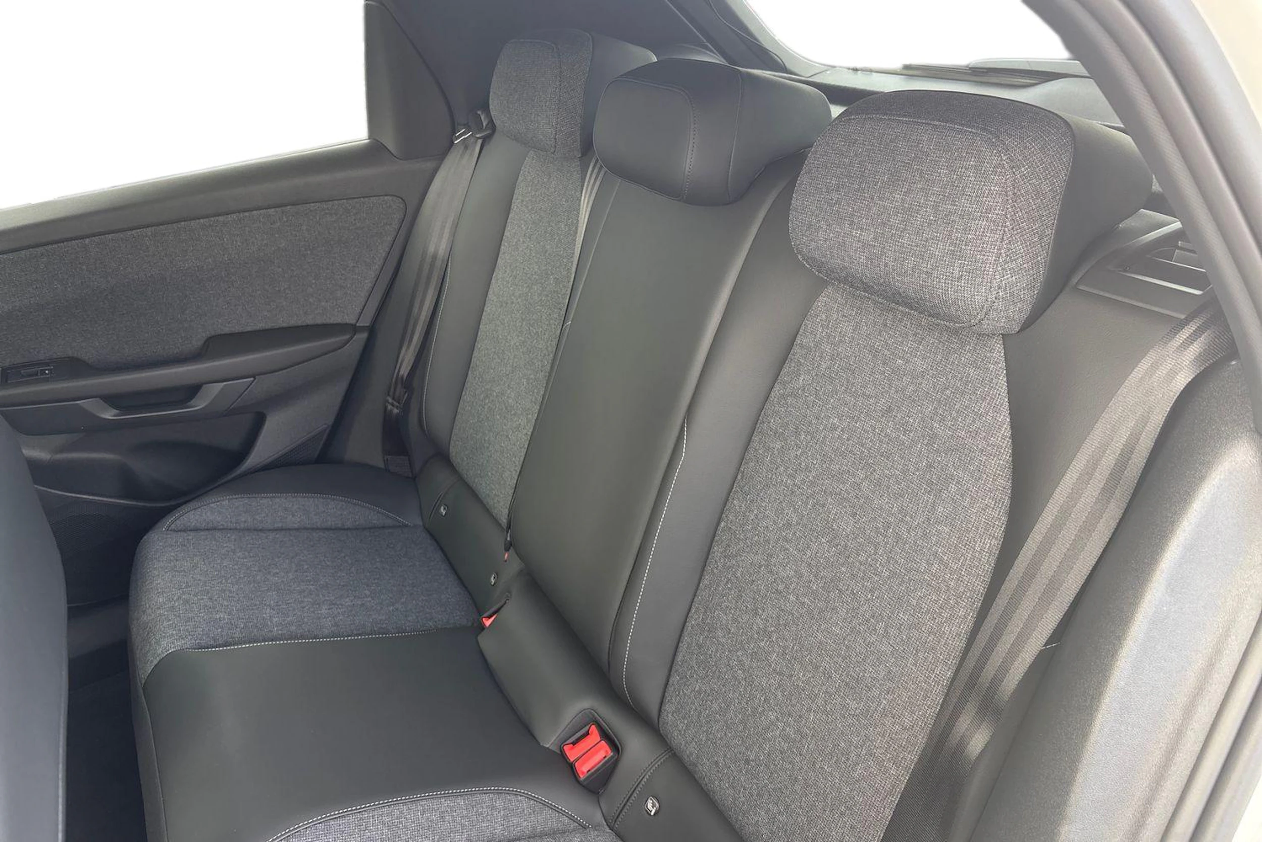 valkoinen Volkswagen ID. Polo 2026 kuva 8.