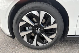 valkoinen Volkswagen ID. Polo 2026 kuva 10.