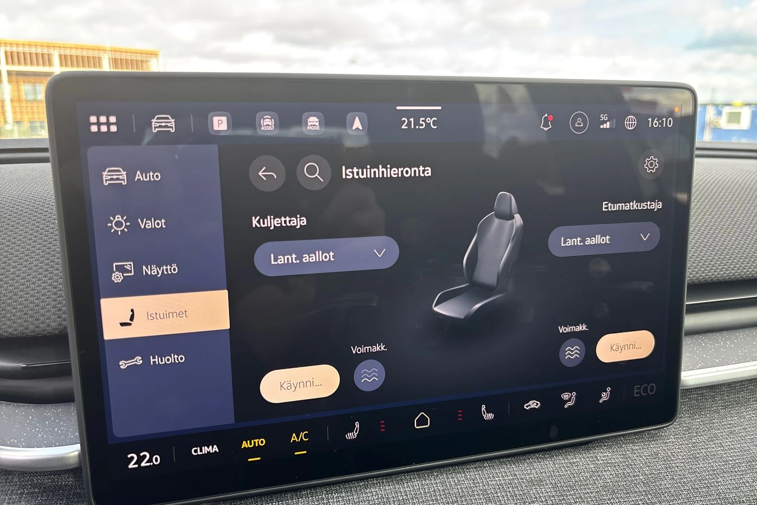 valkoinen Volkswagen ID. Polo 2026 kuva 24.