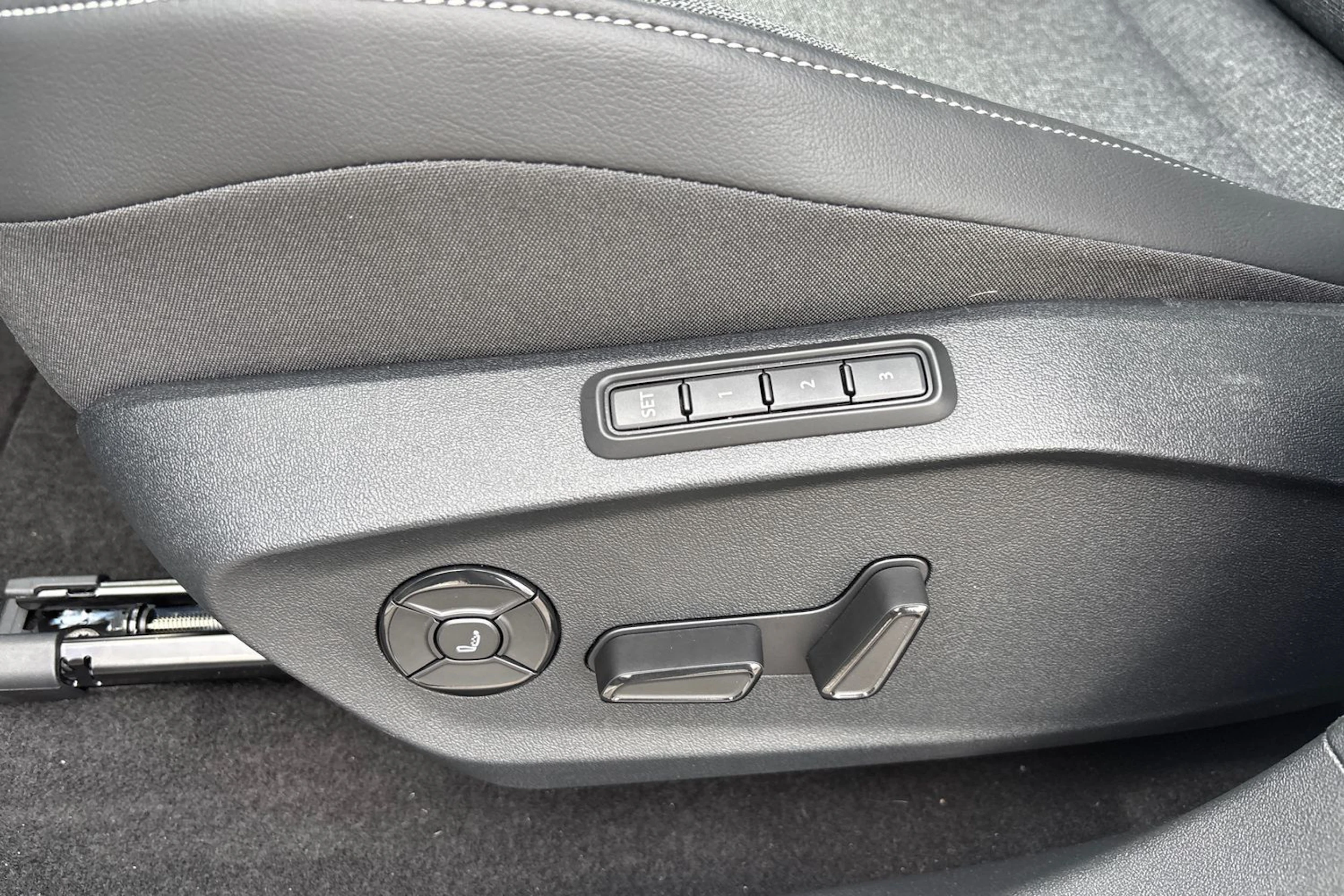 valkoinen Volkswagen ID. Polo 2026 kuva 30.