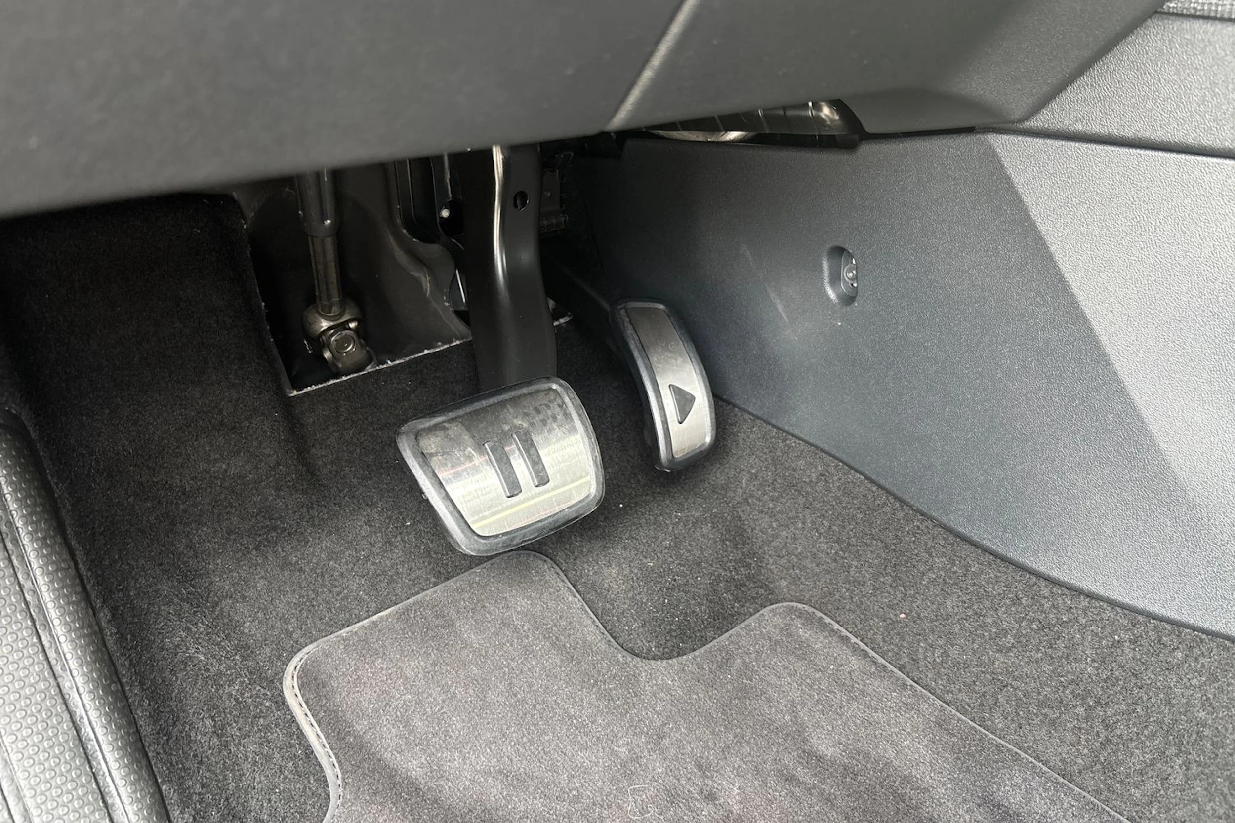 valkoinen Volkswagen ID. Polo 2026 kuva 34.