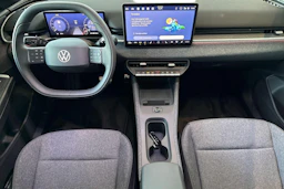 sininen Volkswagen ID. Polo 2027 kuva 7.