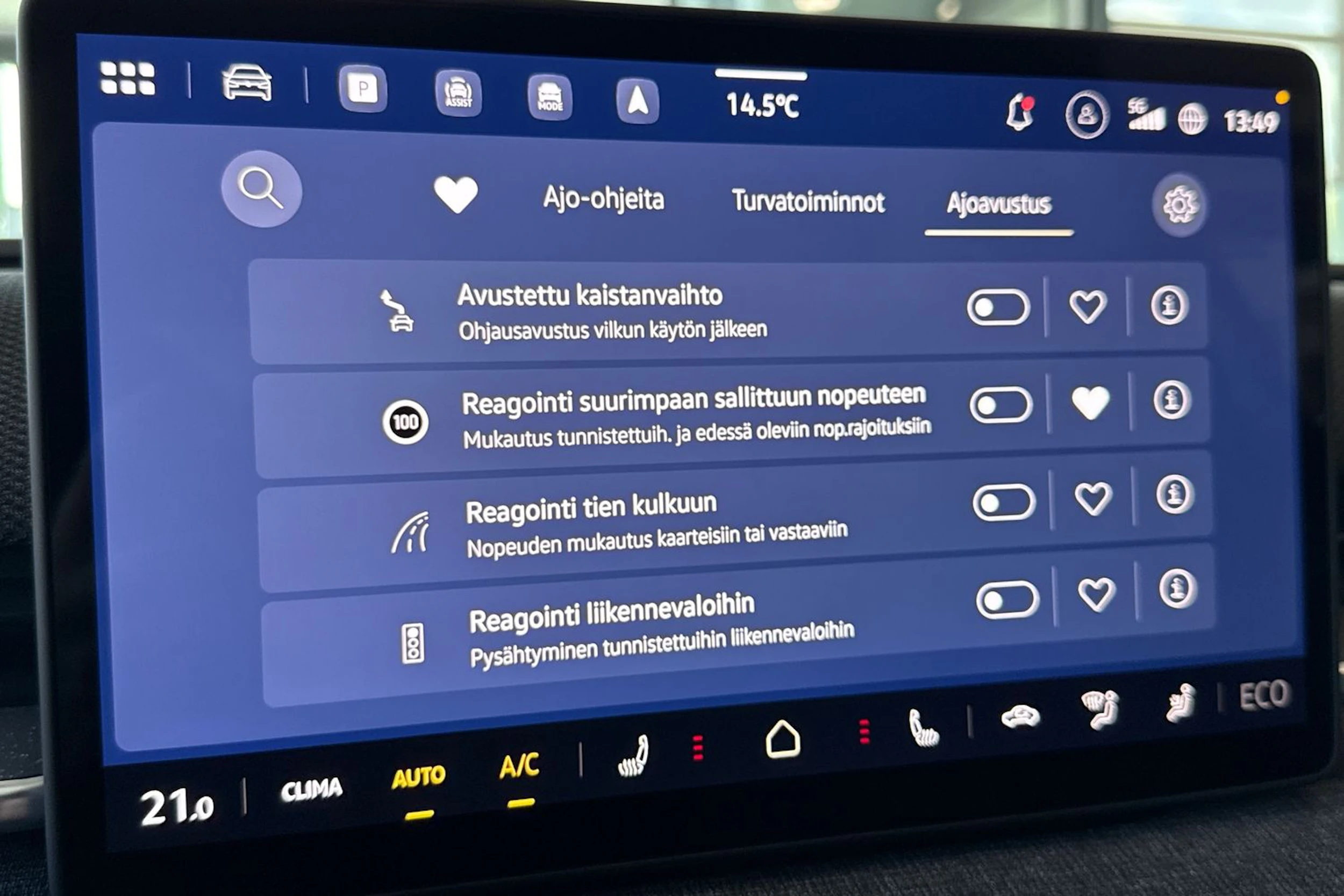 sininen Volkswagen ID. Polo 2027 kuva 21.