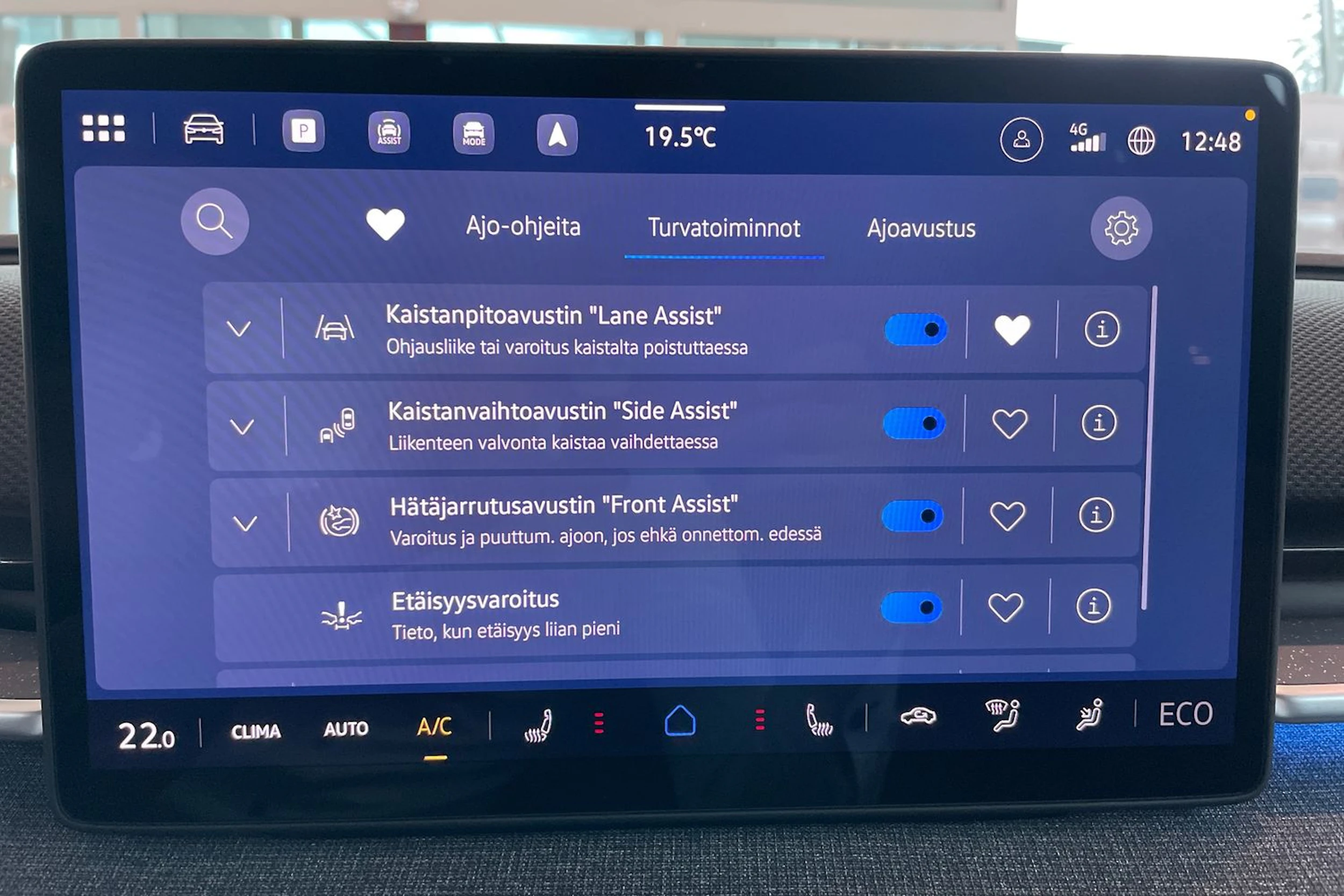 Sininen Volkswagen ID. Polo 2027 kuva 30.