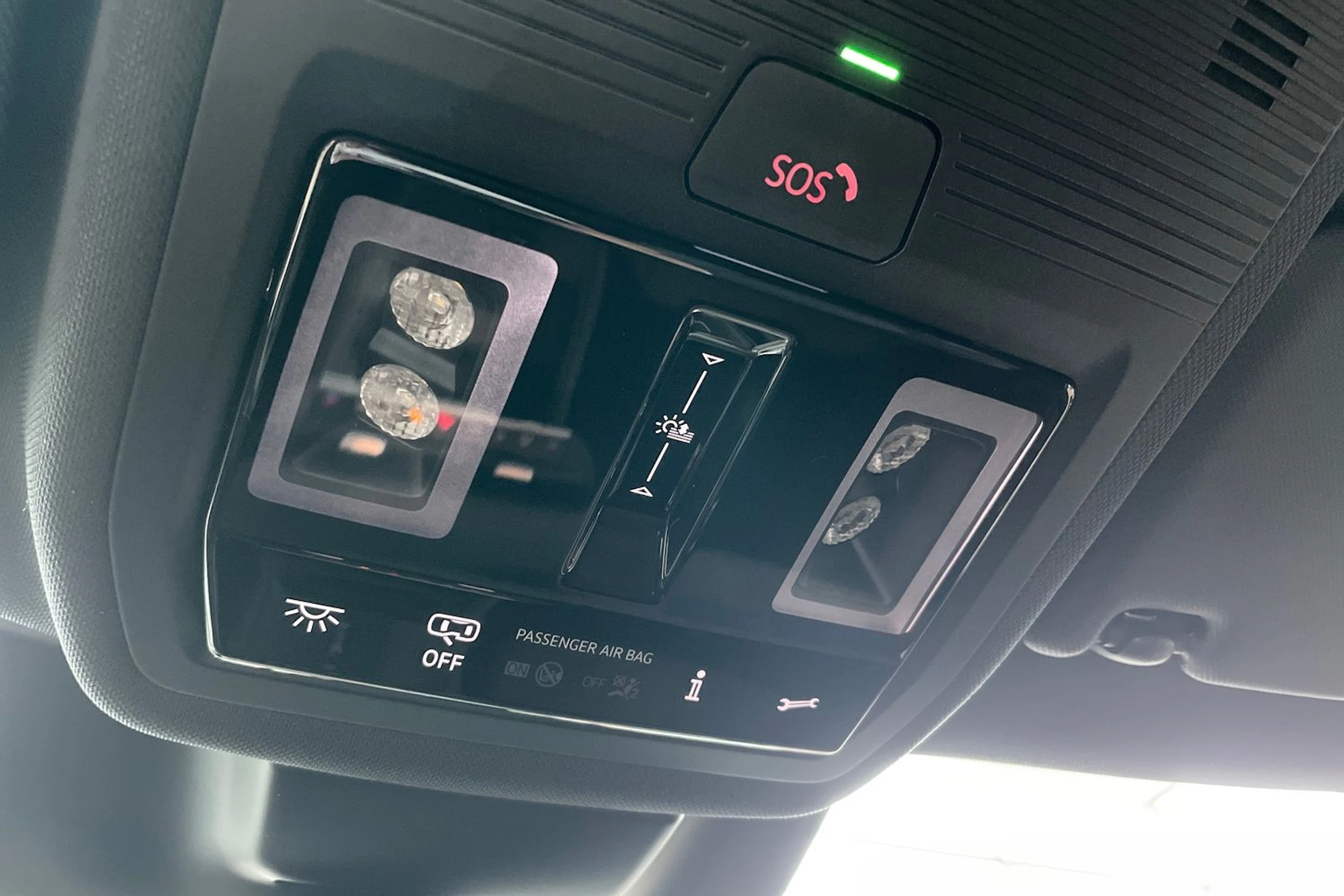 Sininen Volkswagen ID. Polo 2027 kuva 34.
