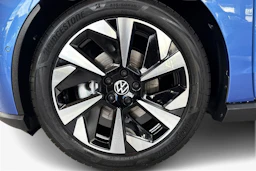 sininen Volkswagen ID. Polo 2027 kuva 9.