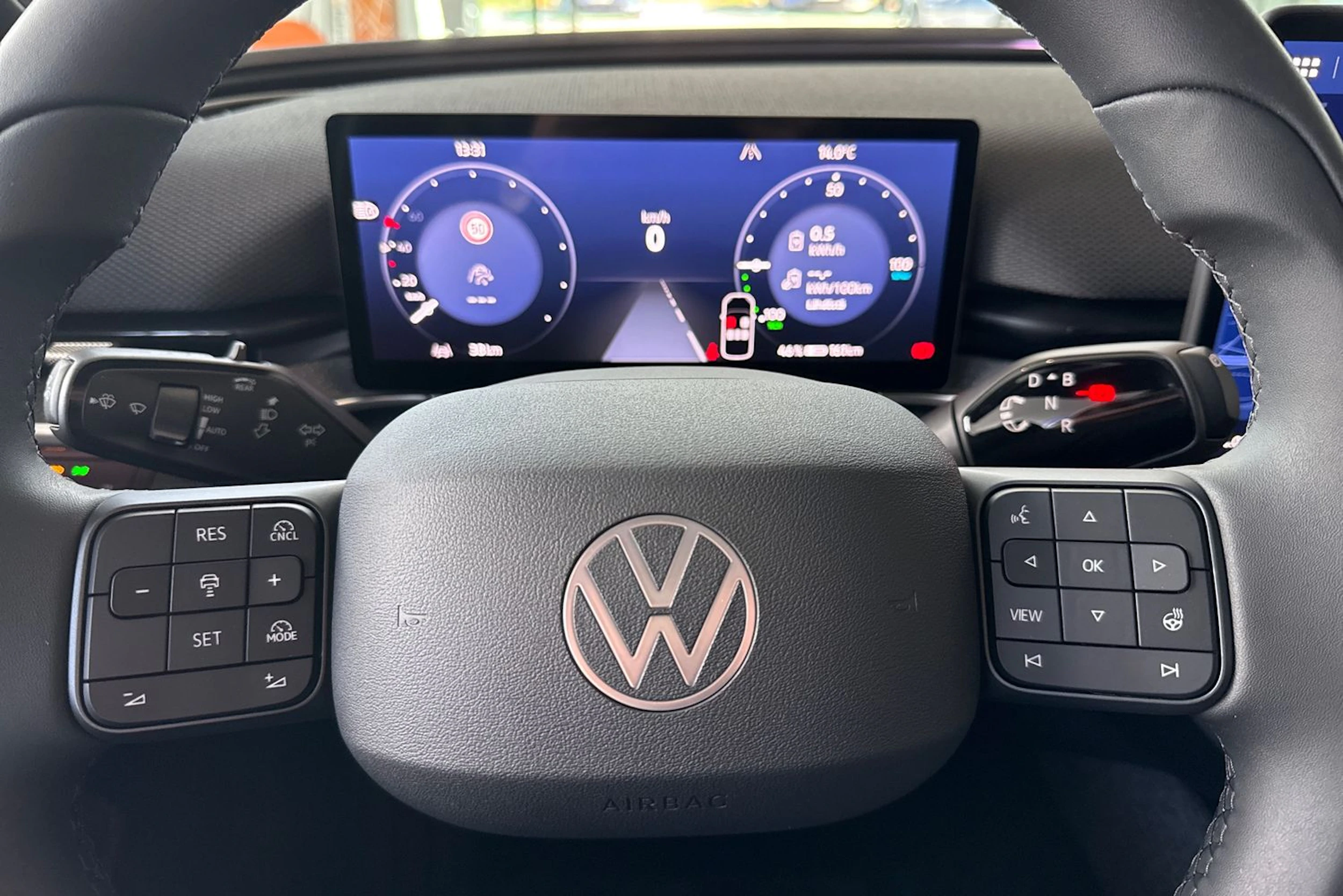 sininen Volkswagen ID. Polo 2027 kuva 13.