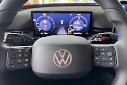 sininen Volkswagen ID. Polo 2027 kuva 13.