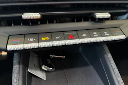 sininen Volkswagen ID. Polo 2027 kuva 24.