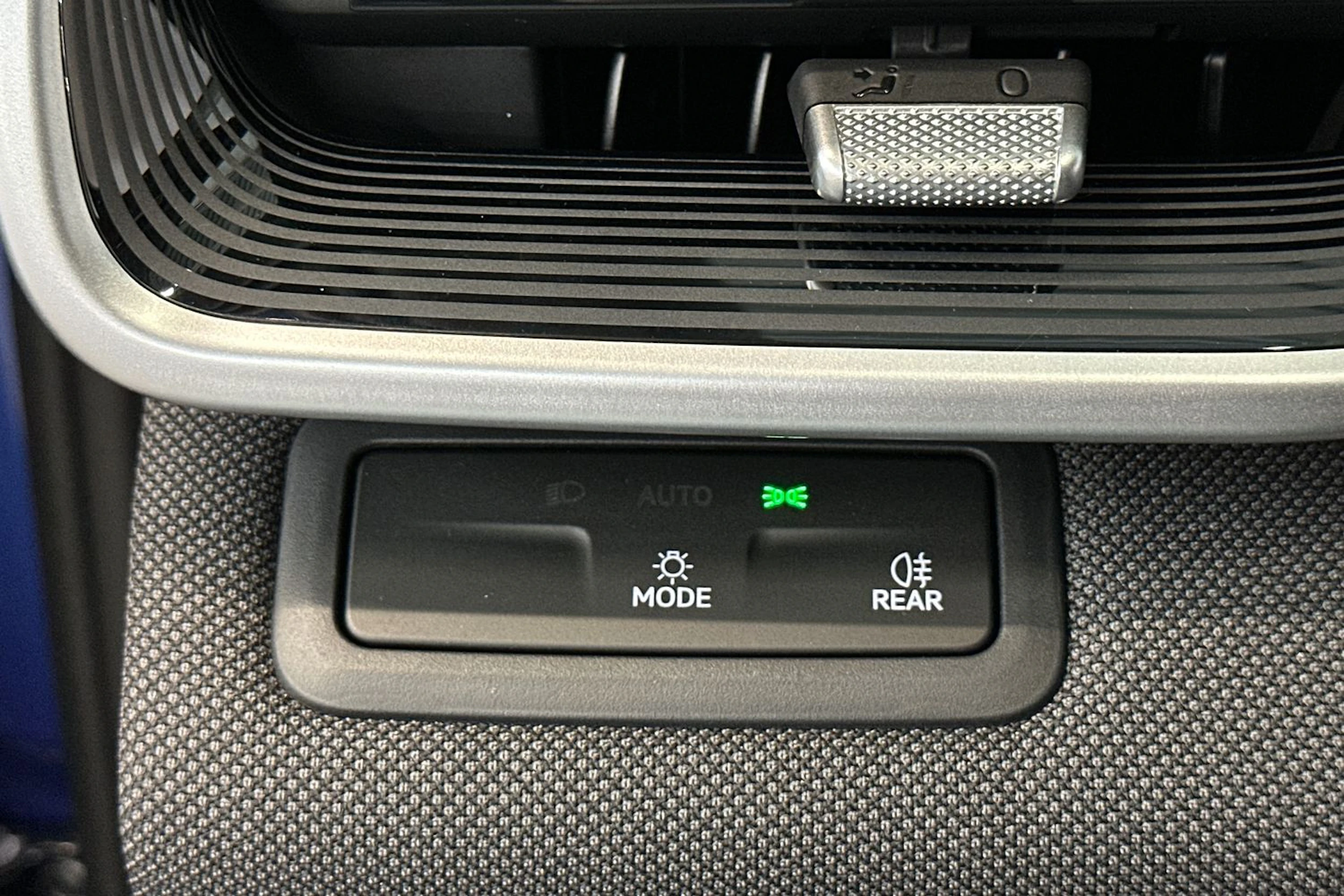met. sininen Volkswagen ID. Polo 2027 kuva 12.