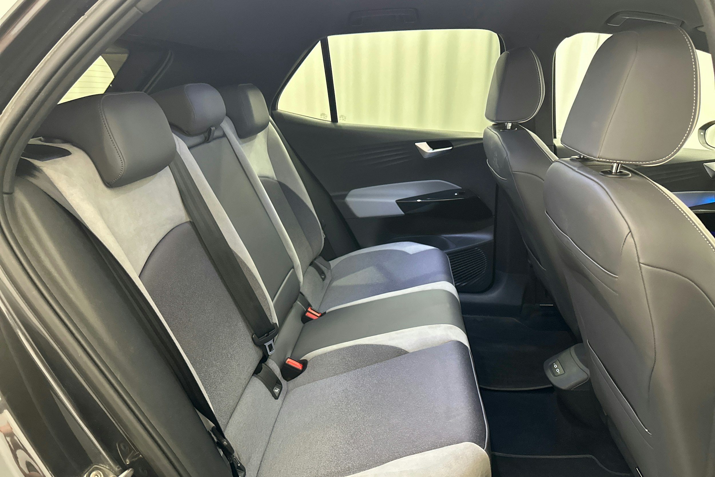 harmaa Volkswagen ID.3 2020 kuva 13.