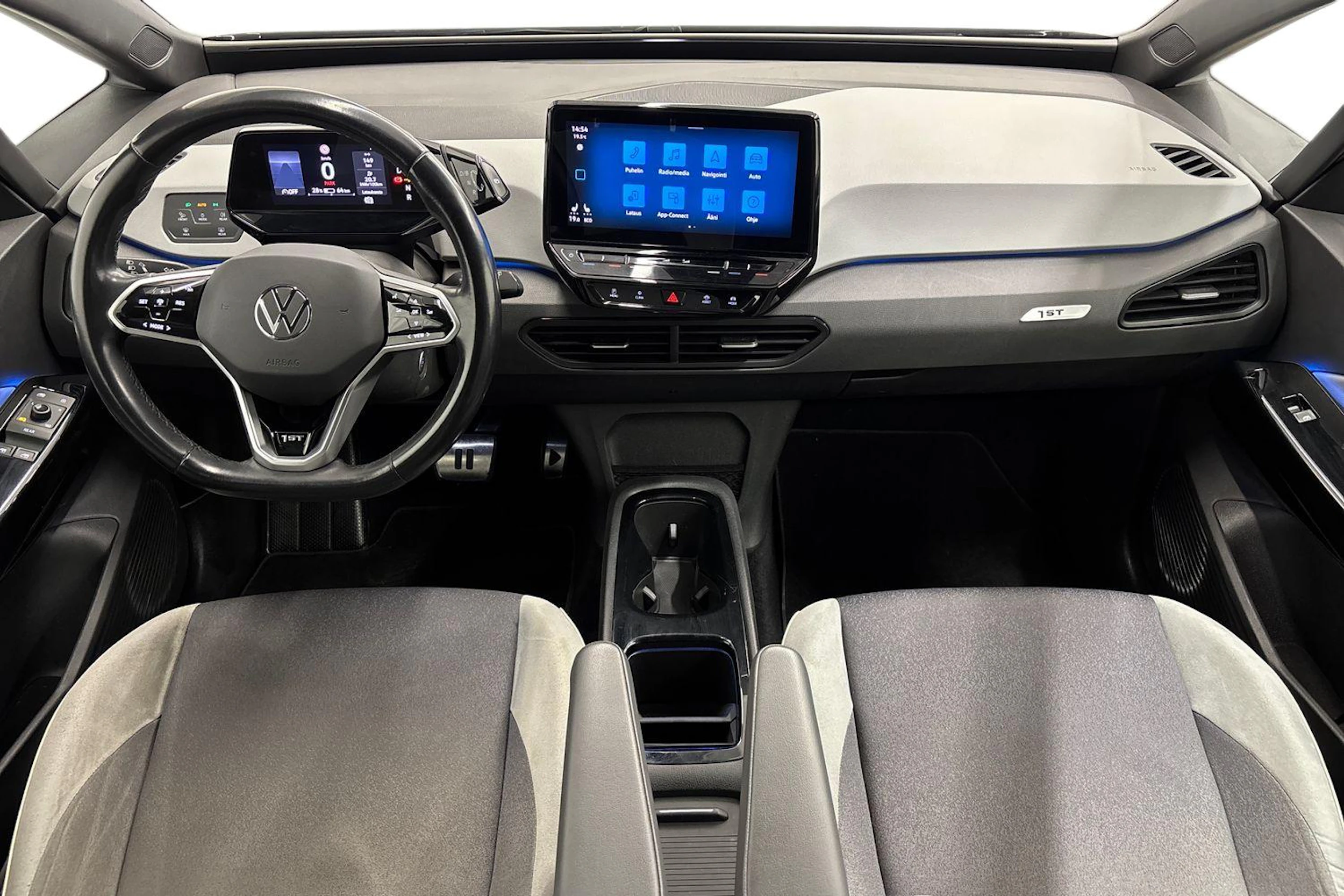valkoinen Volkswagen ID.3 2020 kuva 7.