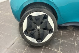 sininen Volkswagen ID.3 2020 kuva 13.