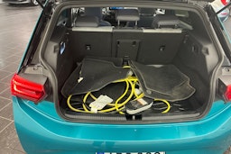 sininen Volkswagen ID.3 2020 kuva 18.
