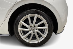valkoinen Volkswagen ID.3 2020 kuva 11.