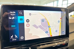 valkoinen Volkswagen ID.3 2020 kuva 17.