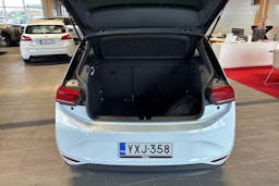 Valkoinen Volkswagen ID.3 2020 kuva 16.