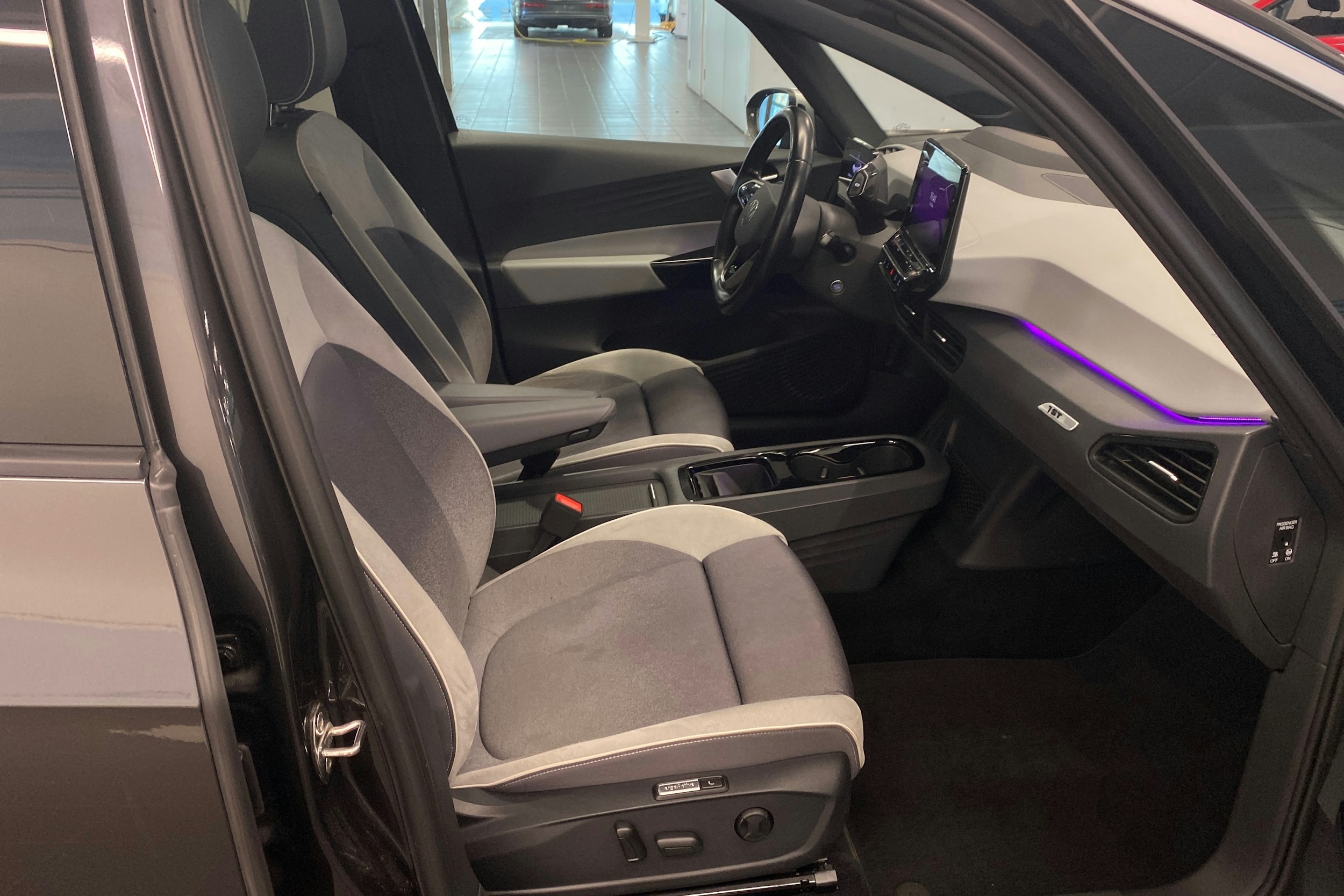 harmaa Volkswagen ID.3 2020 kuva 15.