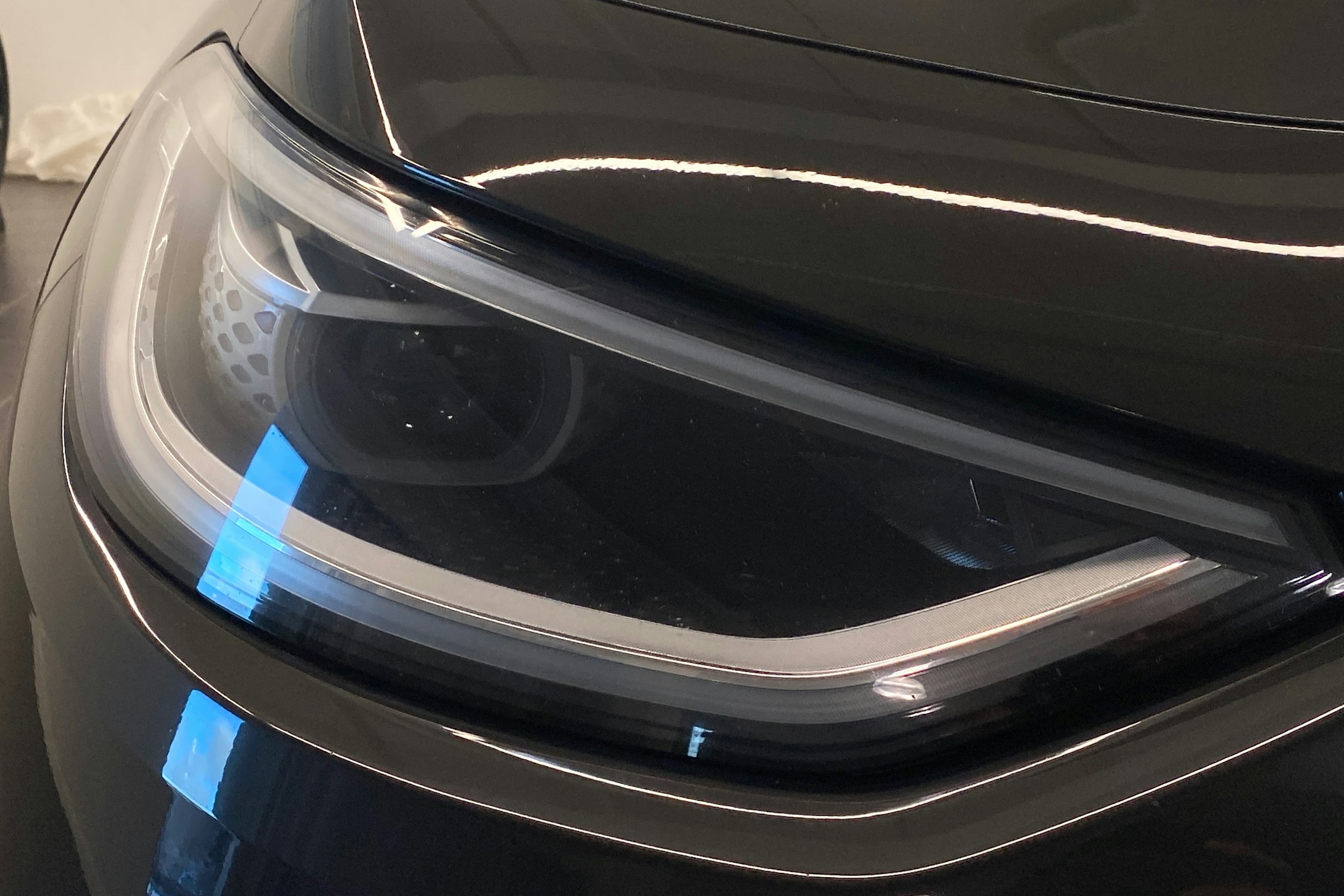 harmaa Volkswagen ID.3 2020 kuva 28.