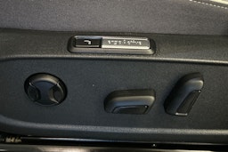 turkoosi Volkswagen ID.3 2020 kuva 13.