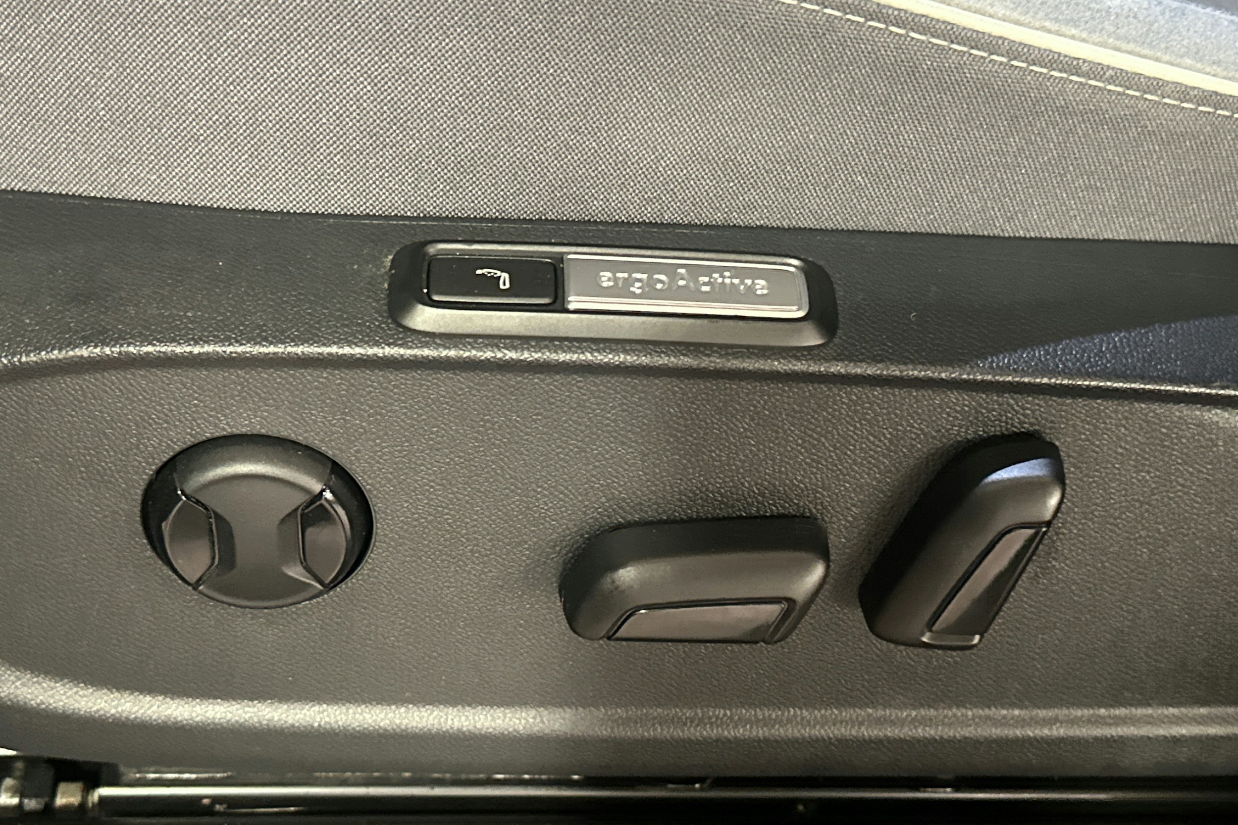 harmaa Volkswagen ID.3 2020 kuva 15.