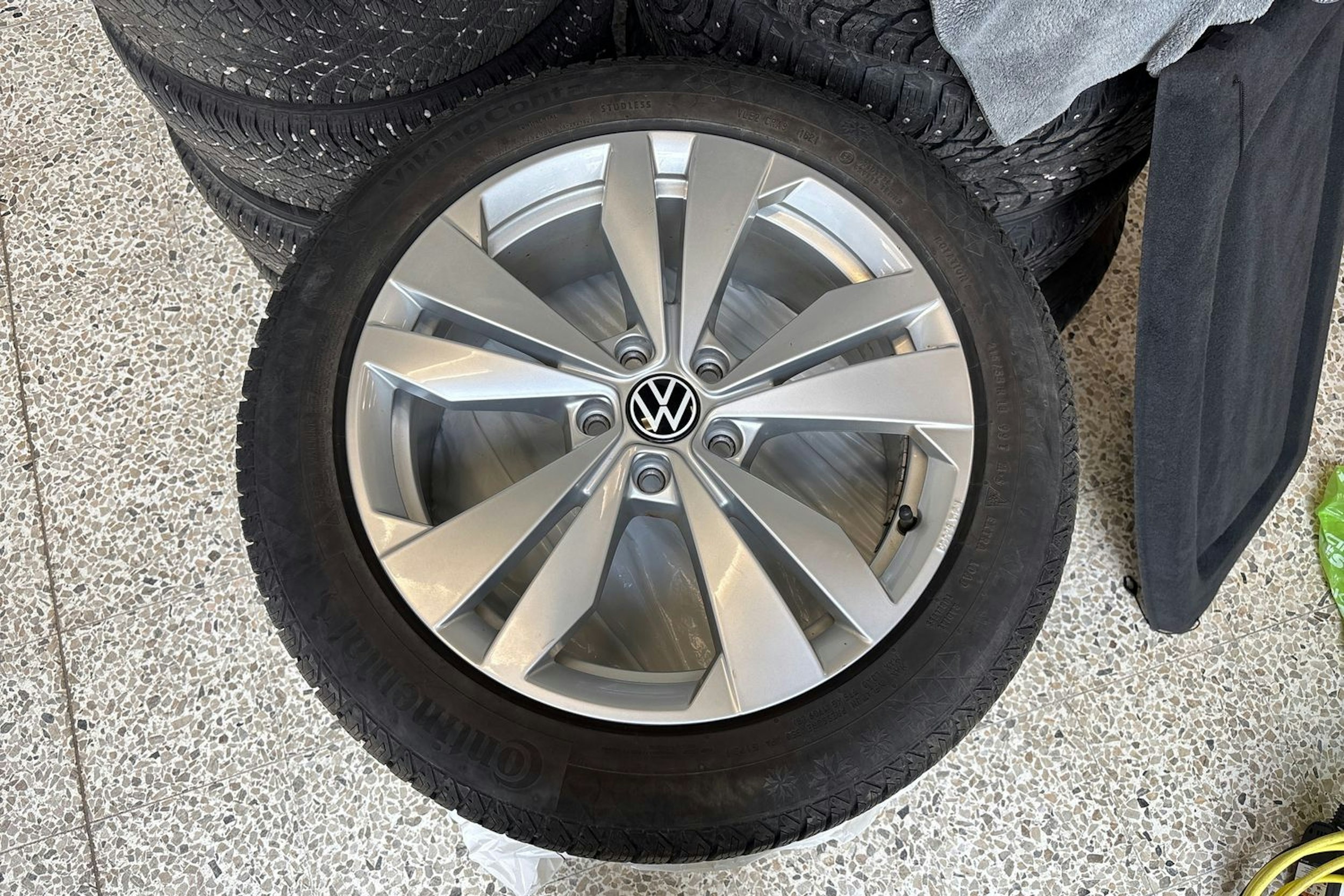 harmaa Volkswagen ID.3 2020 kuva 14.
