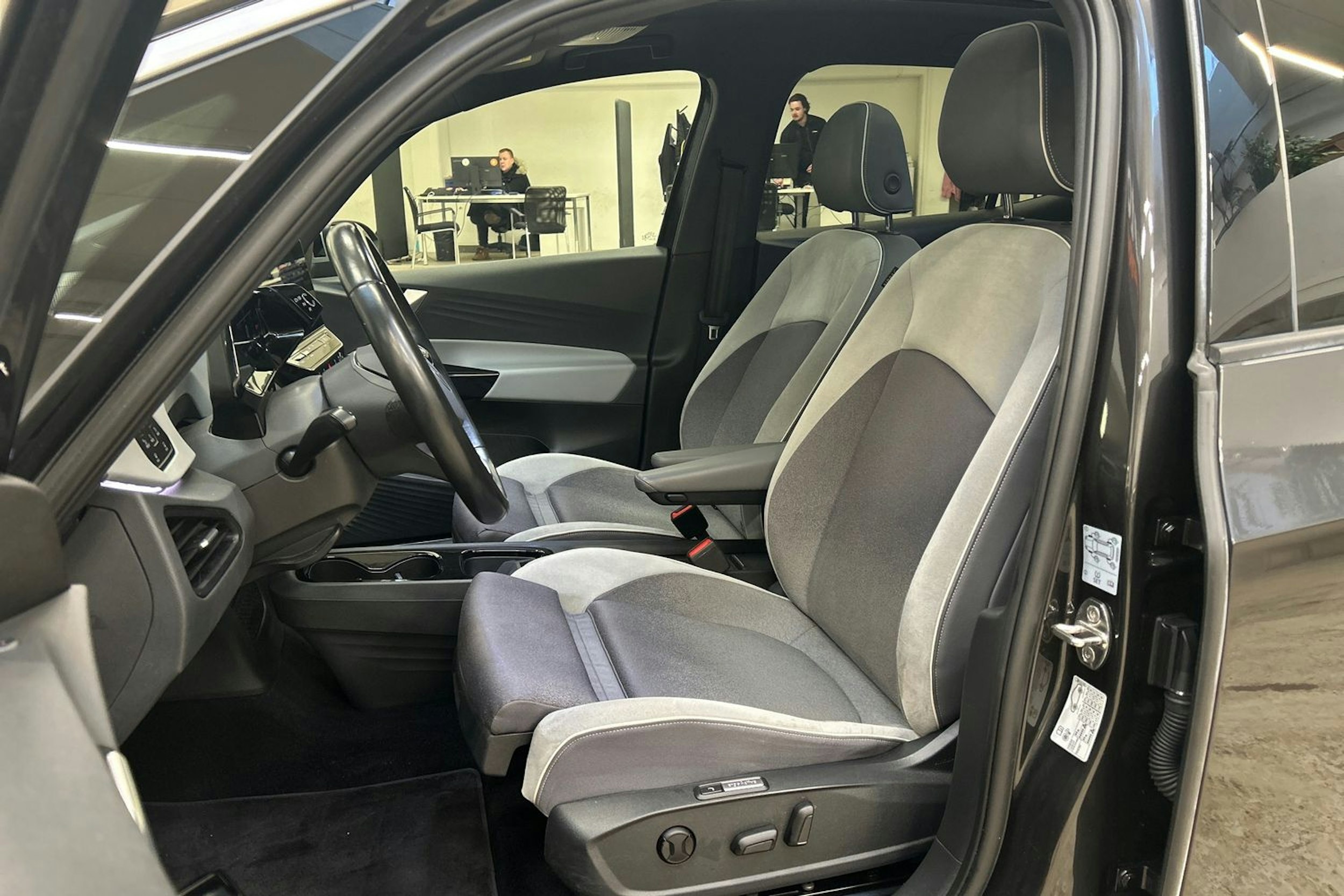 harmaa Volkswagen ID.3 2020 kuva 14.