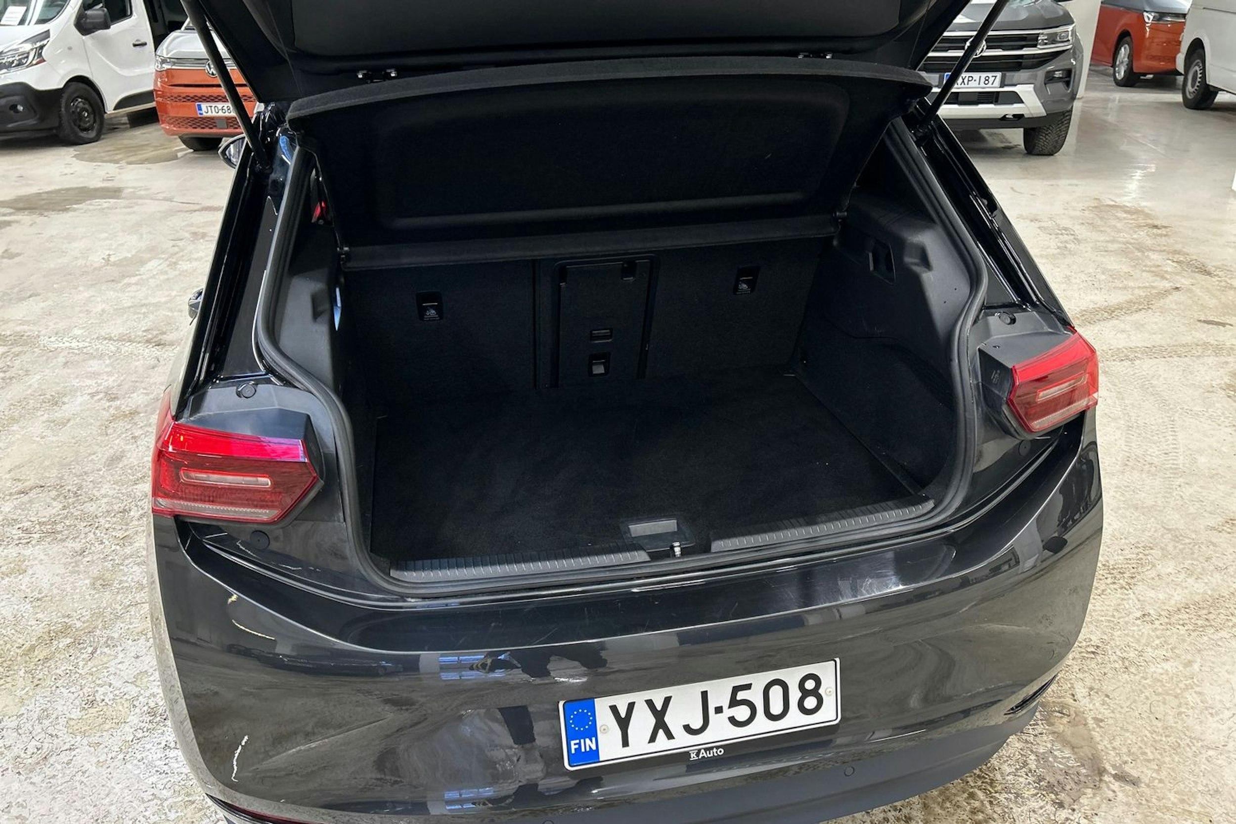 harmaa Volkswagen ID.3 2020 kuva 28.